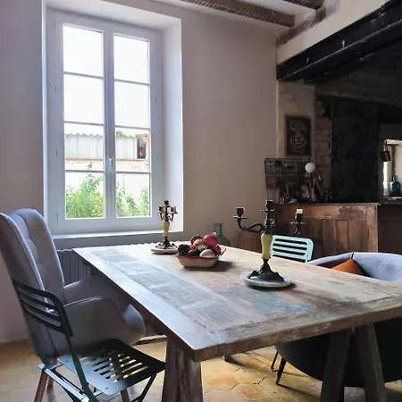 Nyaraló De L'epure Avec Patio