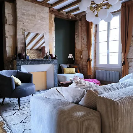 Nyaraló De L'epure Avec Patio Rémalard