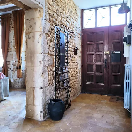Nyaraló De L'epure Avec Patio *